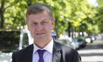 Foreign Minister congratulates Erik Solheim on nomination as head of UNEP