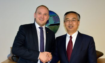 Norway’s Minister meets with China