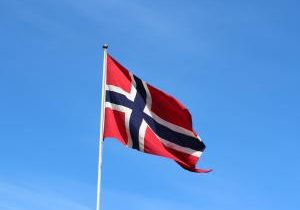 Romantic partners and family members of Norwegians may now come to Norway to visit