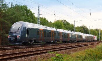 Aluminium bodied Black flirty hybrid train moves to Norway from Siedlce plant